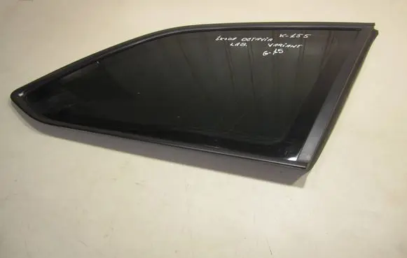 Skoda Octavia Mk3 (5E) Rear side window 5E9845298
