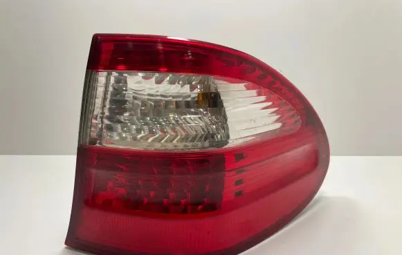 Mercedes-Benz E W211 Rear/tail lights A2118200811 N379170