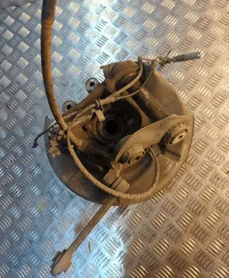 Mercedes-Benz C W203 Rear wheel hub