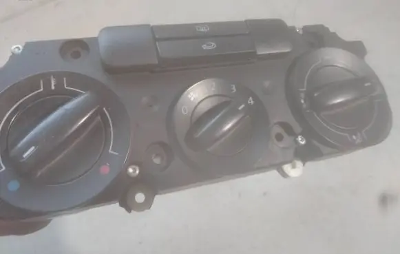 Volkswagen Caddy Climate control unit 1K0819047AP 5HB00872050
