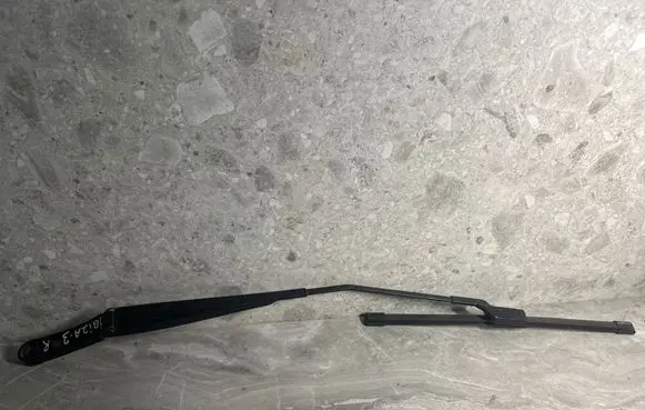 Seat Ibiza IV (6J,6P) Front wiper blade arm 6J1955410