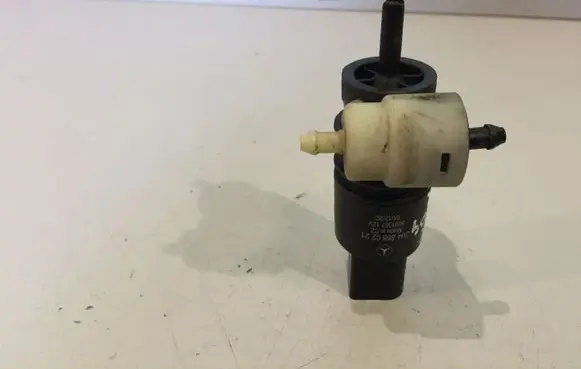 Windscreen/windshield washer pump