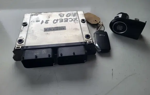KIA Xceed Engine control unit/module