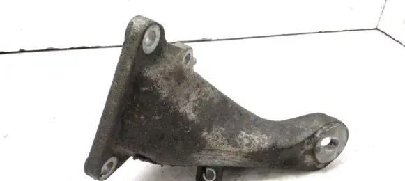 BMW Z4 E85 E86 Engine mounting bracket 22116765964 6765964