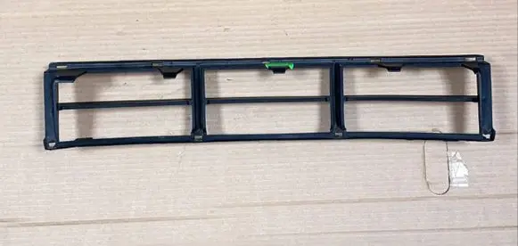 Front bumper lower grill