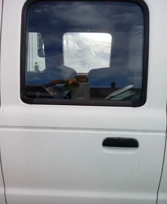 Mazda BT-50 Rear door
