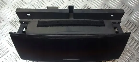 Toyota Avensis T250 Glove box 0450710100