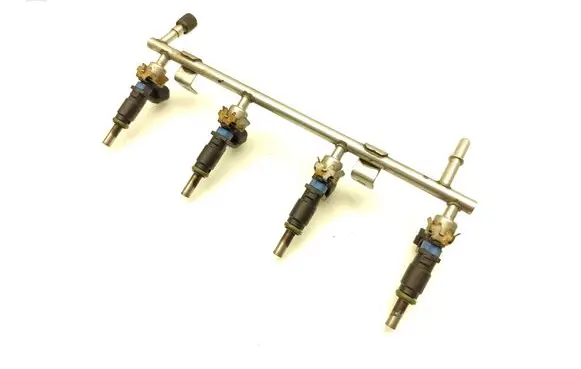 Opel Astra H Fuel injectors set 55562599