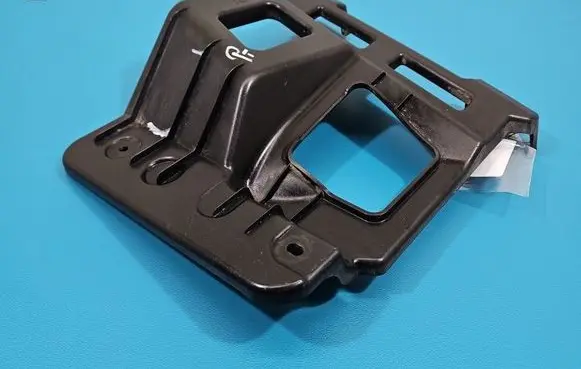 KIA Stinger Rear bumper mounting bracket 86686-J5000 IMPRK1522219