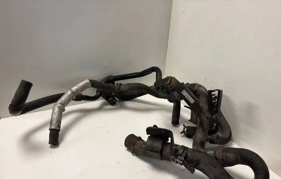 Volkswagen Crafter Engine coolant pipe/hose 2E0122096E 9068320123