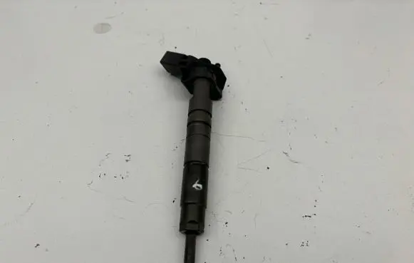 Mercedes-Benz S AMG W222 Fuel injector A6420701187
