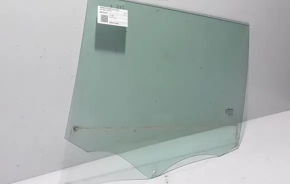 Renault Espace V (RFC) Rear door window glass 823017705R