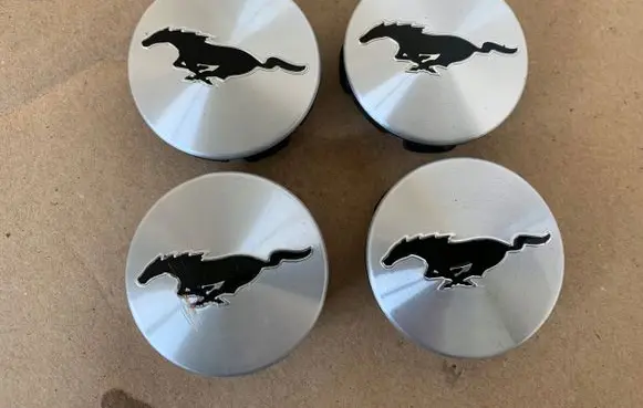 Ford Mustang V Original wheel cap 
