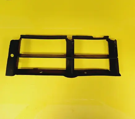 BMW 5 E39 Front bumper lower grill 82356739