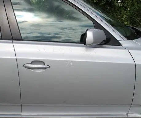 BMW X3 E83 Front door