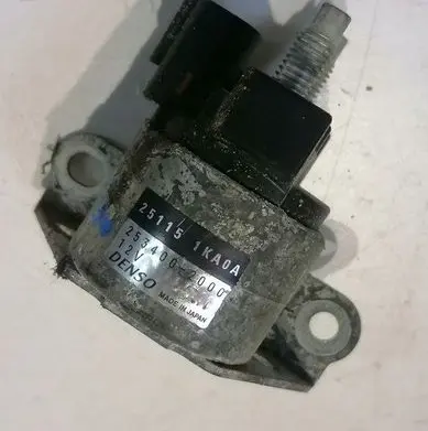 Nissan Juke I F15 Ignition relay 251151KA0A