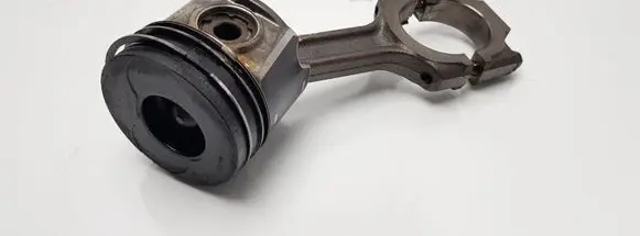 Suzuki SX4 Piston 