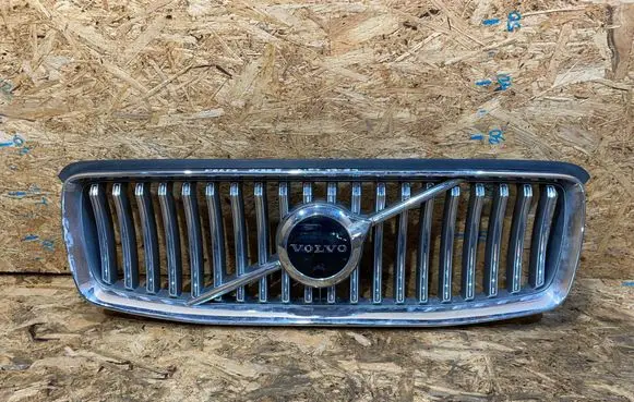 Volvo XC90 Front bumper upper radiator grill 31698400 S2508A072-M 31698408
