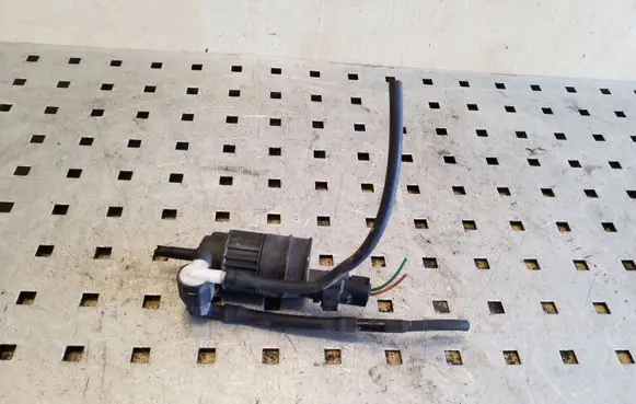 Renault Scenic I Windscreen/windshield washer pump 7700430702