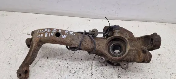 Volkswagen PASSAT B5 Front wheel hub