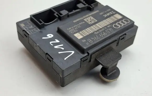 Audi Q7 4L Door control unit/module 4L0959794B 4L0910795B 0033TFJ0001