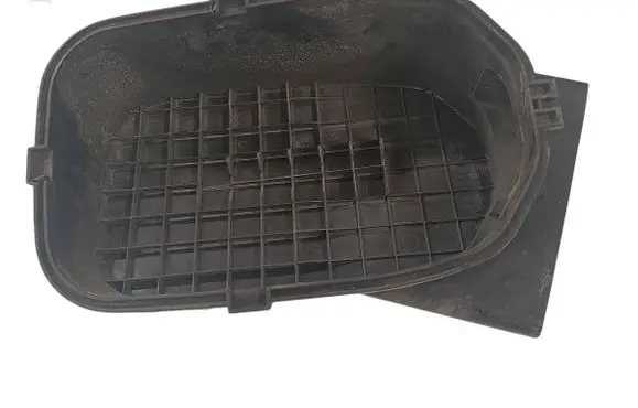 Maserati Ghibli Air filter box cover 670001585 90552755 193001