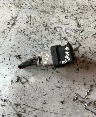 Toyota Avensis T250 Glow plug pre-heat relay 2861067010 2861050011