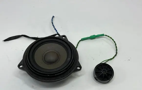 BMW X1 E84 Front door speaker 65136945411 6945411 6964012