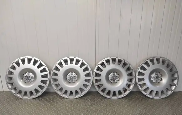 Opel Astra H R15 wheel hub/cap/trim 13117053 13117055 13117054