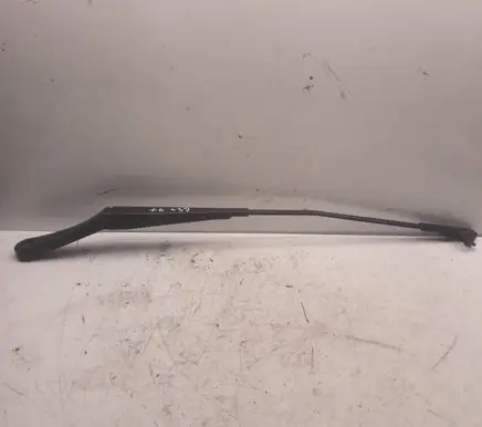 Volkswagen Golf Plus Front wiper blade arm 5M0955409A