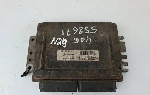 Renault Megane I Engine control unit/module 8200108408 S110130072