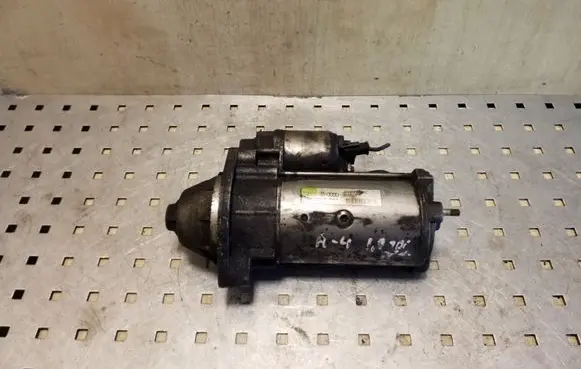 Audi A4 S4 B6 8E 8H Starter motor 068911024E D7R33