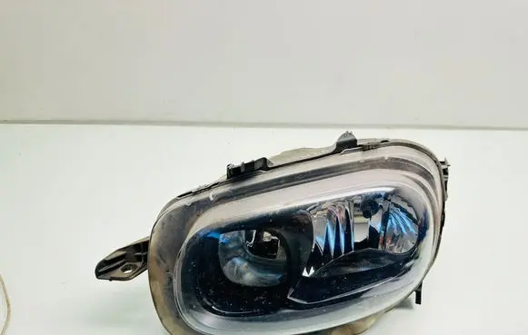 Citroen C3 Headlight/headlamp 9820059680 90097902