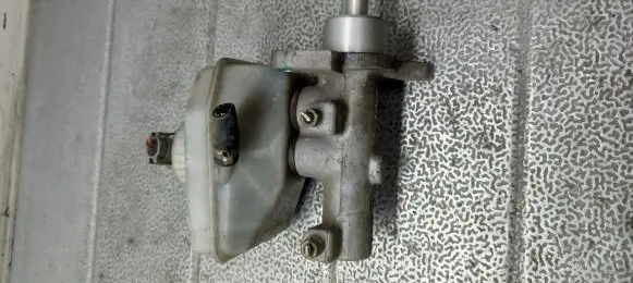 Opel Vectra B Master brake cylinder