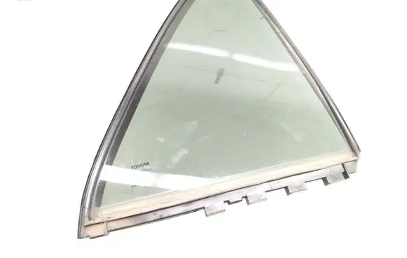 Toyota Avensis T250 Rear vent window glass AS3