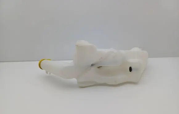 Opel Astra G Windshield washer fluid reservoir/tank
