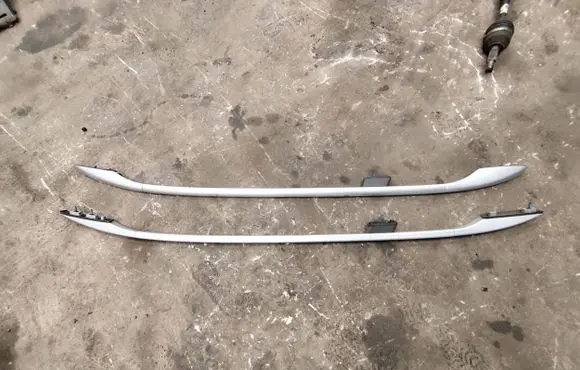 Nissan Qashqai Roof bar rail 73821JD00A 853481002 73820JD00A