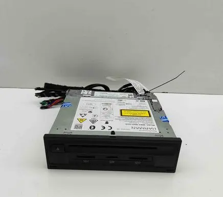 Audi RS3 GPS navigation control unit/module 8V1035035C 8V1035035E