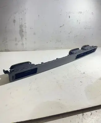 Volvo V70 Dash center air vent grill 30791504