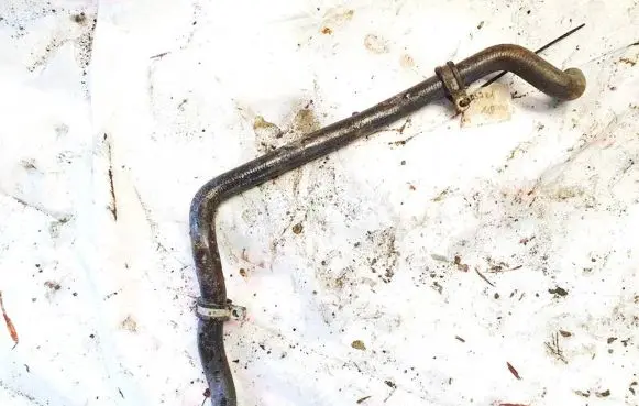 Mitsubishi Space Star Engine coolant pipe/hose