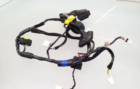 Hyundai i40 Front door wiring loom 916103Z080