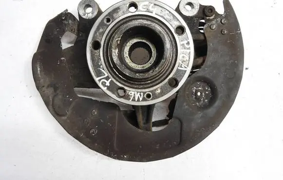 Citroen C4 II Picasso Front wheel hub spindle knuckle