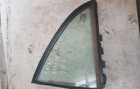 Toyota Avensis T250 Rear vent window glass 