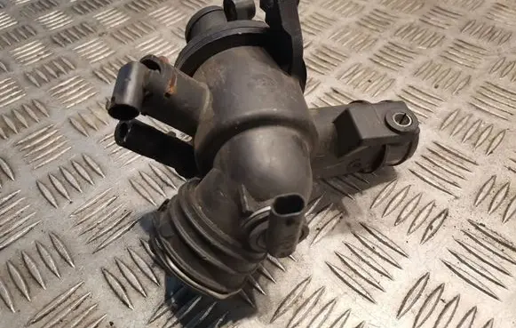 Mercedes-Benz Sprinter W906 Thermostat 6512000615