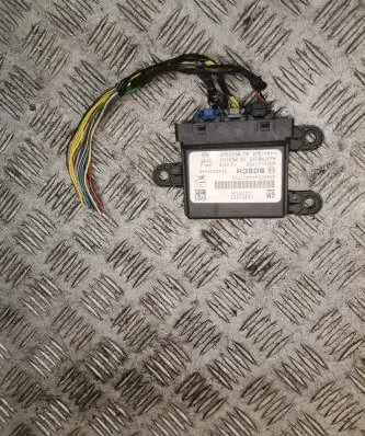 Opel Insignia A Parking PDC control unit/module 13354532