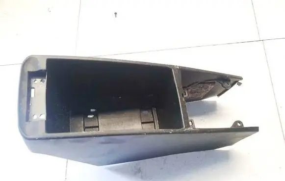 Toyota Auris 150 Center console 5891102180