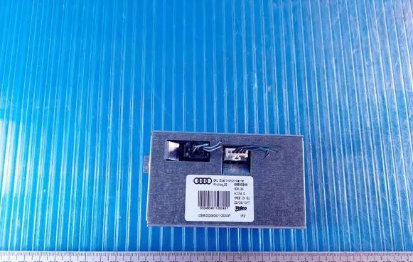 Audi A5 8T 8F Light module LCM 89500248