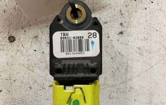 Toyota Auris 150 Airbag deployment crash/impact sensor 8983102080 0417644053