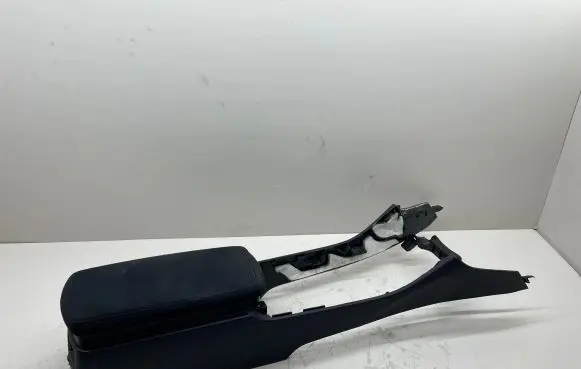 Lexus IS 220D-250-350 Center console 5891253020