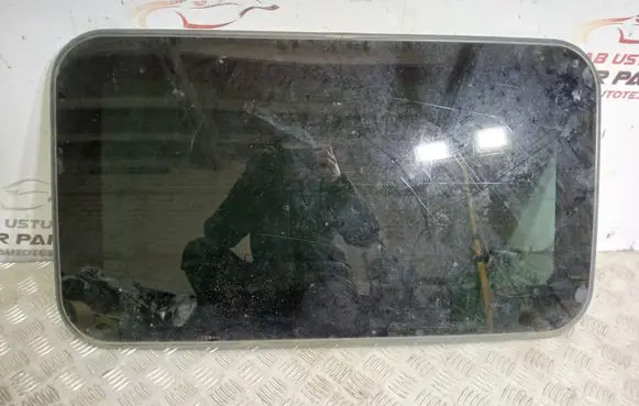 Volkswagen PASSAT B6 Sunroof glass 5M0877071A 950697158
